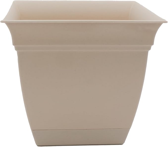 The HC Companies Eclipse Square Plastic Planter w/ Attached Saucer by TheHCCompanies