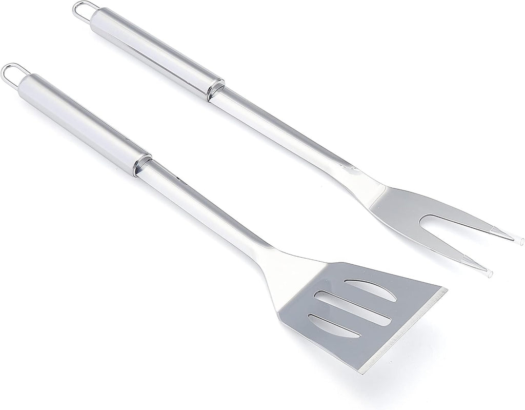 Amazon Basics 4-Piece Stainless Steel BBQ Grilling Tool Set with Carry Bag, Rust-Resistant, Dishwasher Safe