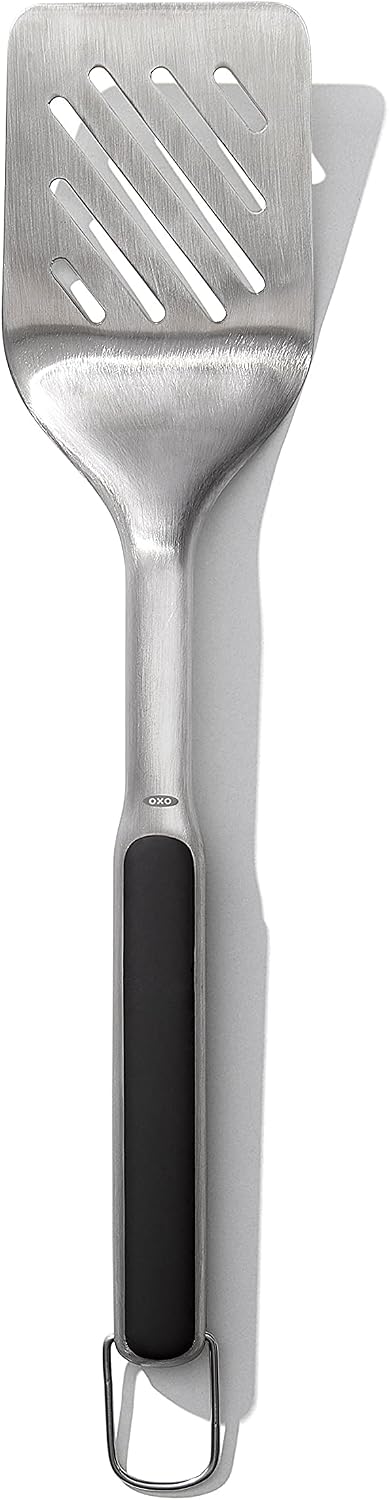 OXO Outdoor 3 Piece Grilling Tool Set | Set Includes Stainless Steel Turner, Scalloped Tongs and Tool Rest, Ideal for Grilling and BBQ