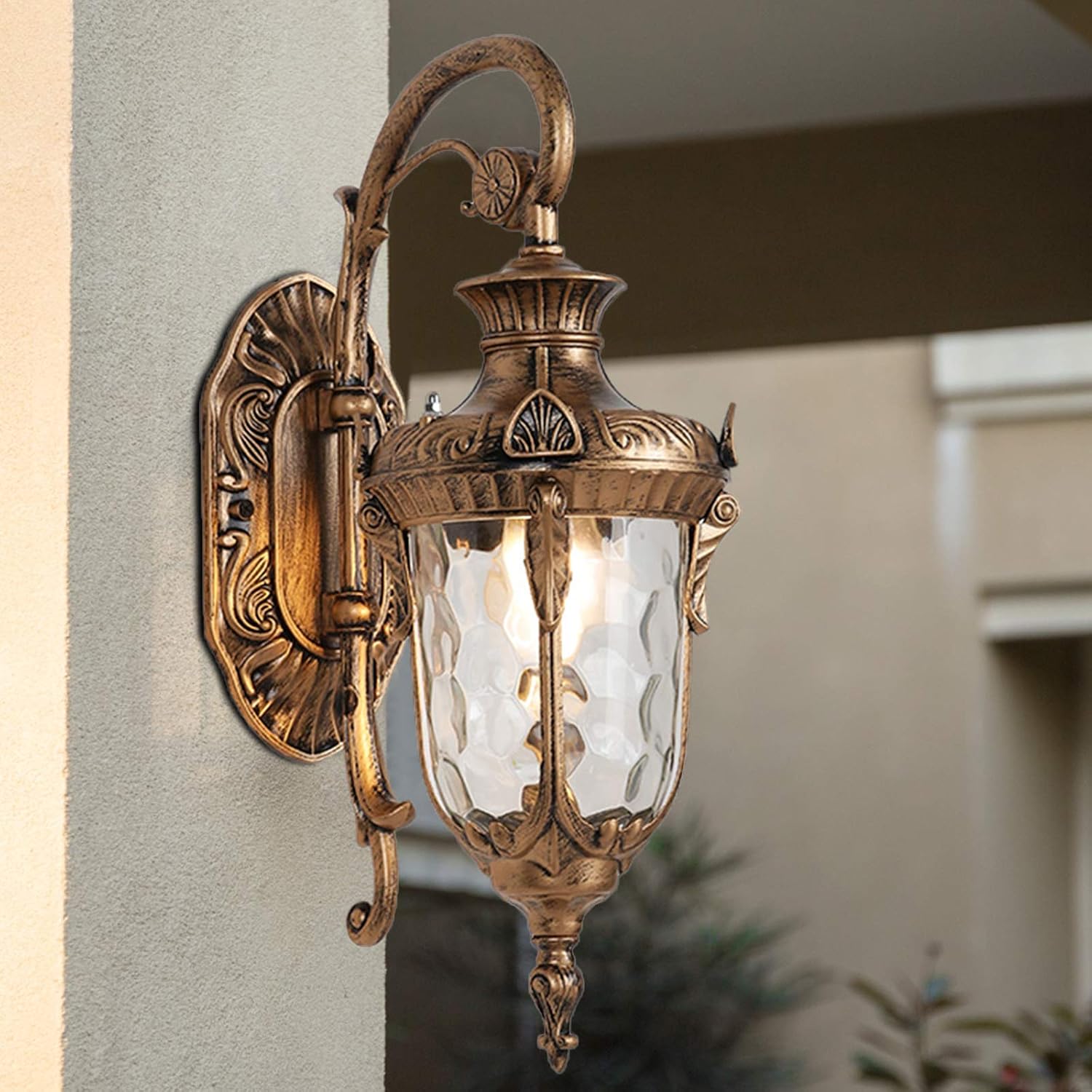 Vintage Outdoor Wall Sconce, Outdoor Wall Light Fixtures, Waterproof Porch Light with E26 Socket, Wall Mount Barn Light with Hammered Glass Shade for Front Doors, Sheds, Hallways, Terraces (Bronze)