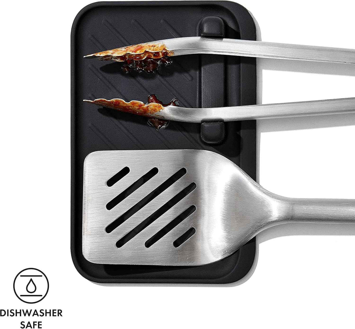 OXO Outdoor 3 Piece Grilling Tool Set | Set Includes Stainless Steel Turner, Scalloped Tongs and Tool Rest, Ideal for Grilling and BBQ
