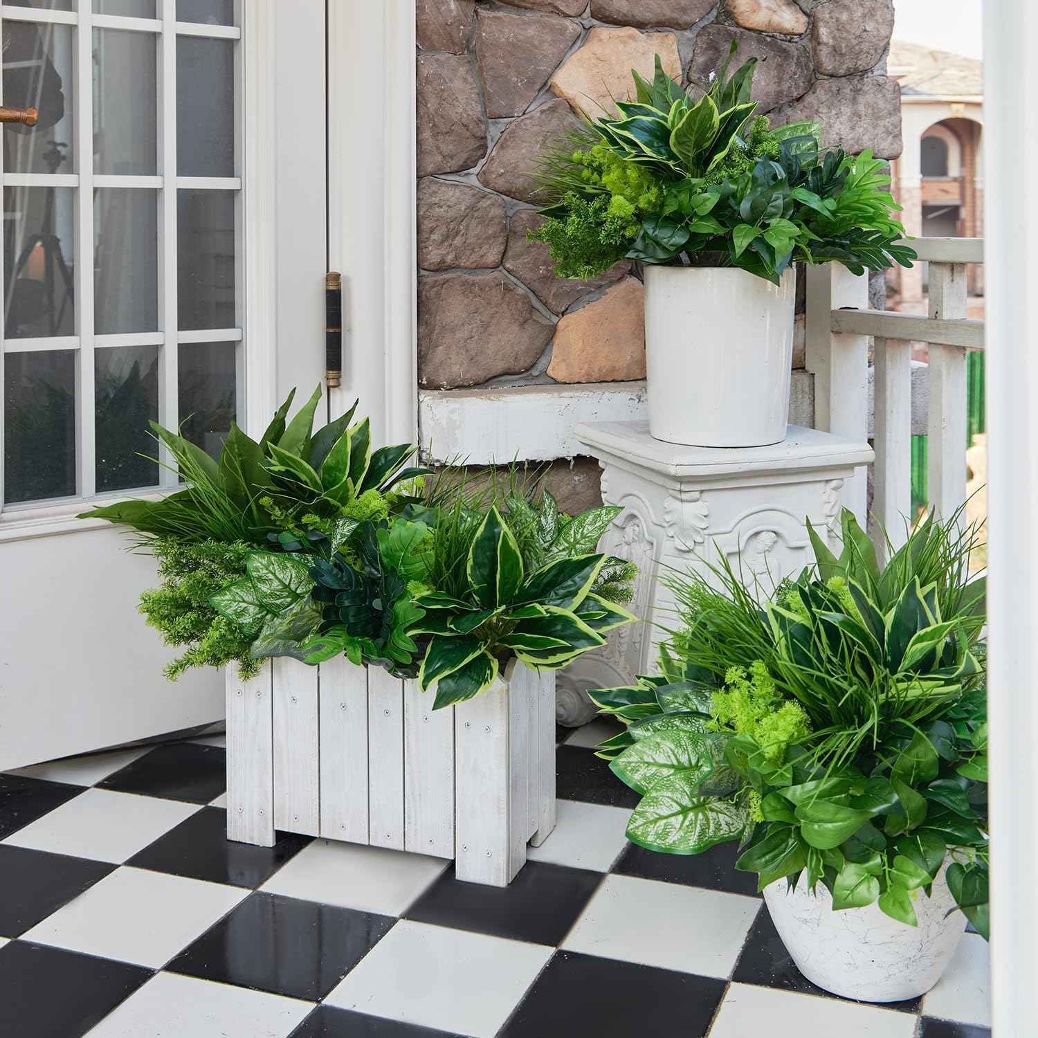 18Pcs Outdoor Artificial Boxwood UV Resistant Fake Stems Plants, Faux Plastic Greenery for Indoor Outside Hanging Plants Garden Porch Window Box Home Wedding Farmhouse Décor