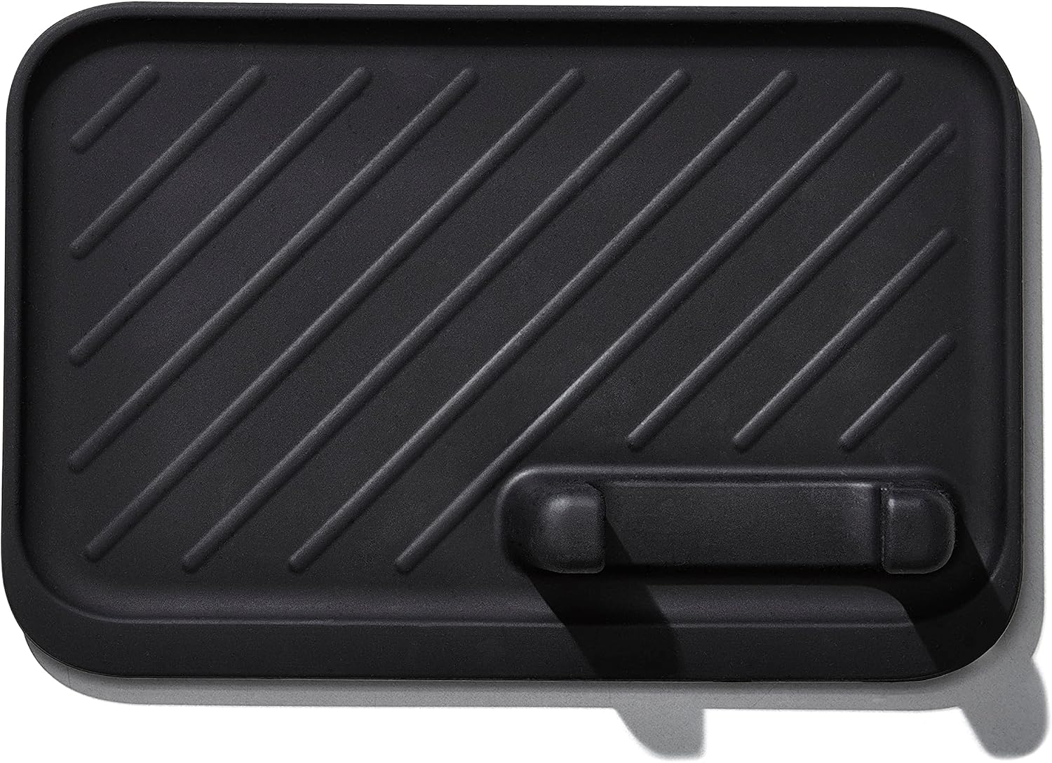 OXO Outdoor 3 Piece Grilling Tool Set | Set Includes Stainless Steel Turner, Scalloped Tongs and Tool Rest, Ideal for Grilling and BBQ