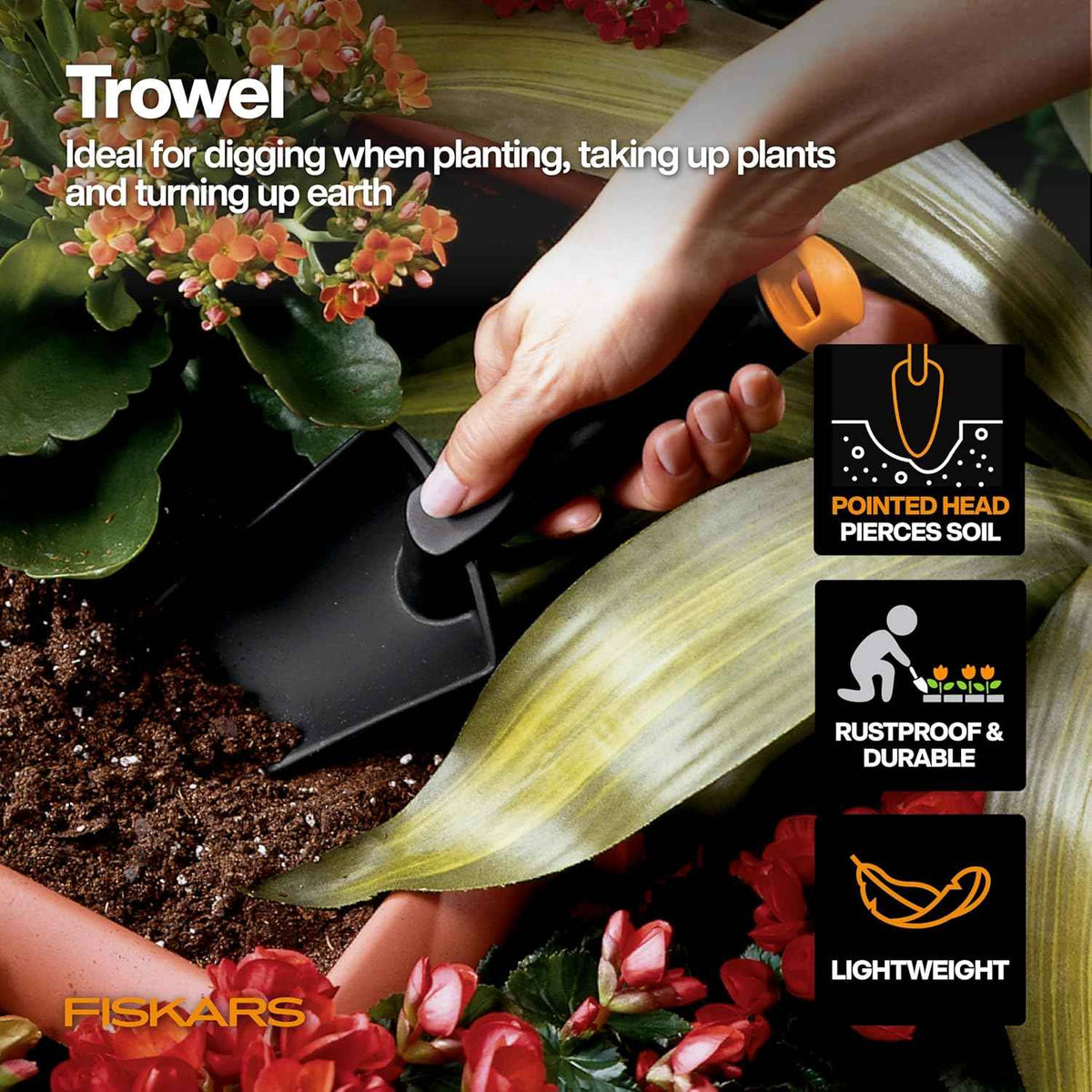 Fiskars FiberComp Hand Trowel, Gardening Hand Tool for Yard & Lawn Care | For Digging & Turning Soil, Lightweight & Rustproof Fiber Composite, Hang Hole for Storage, Gardening Hand Tools